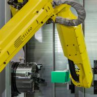 Fünfachsiges Dreh-Fräszentrum mit Roboterbeladung