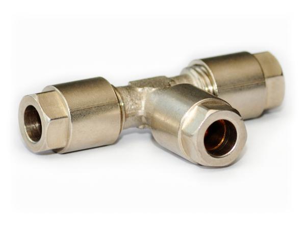 T-Verschraubung für CU-Rohr - Schmiersysteme Verschraubungen - Murtfeldt GmbH Kunststoffe - Abbildung 1